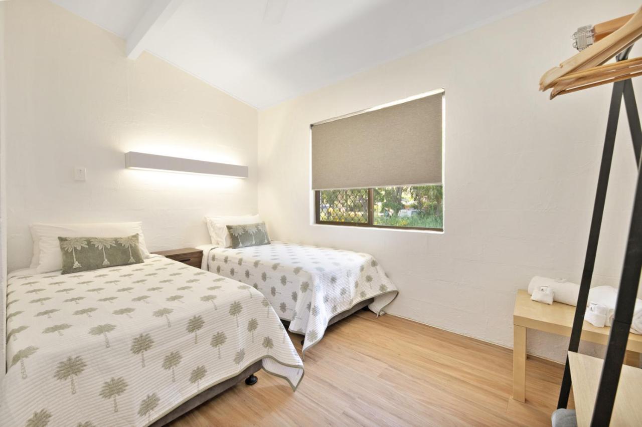 Kinka Palms Motel 耶蓬 外观 照片