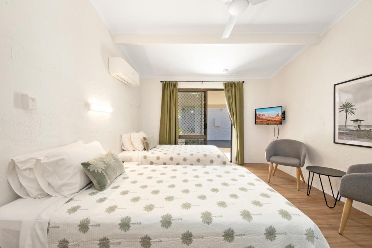 Kinka Palms Motel 耶蓬 外观 照片