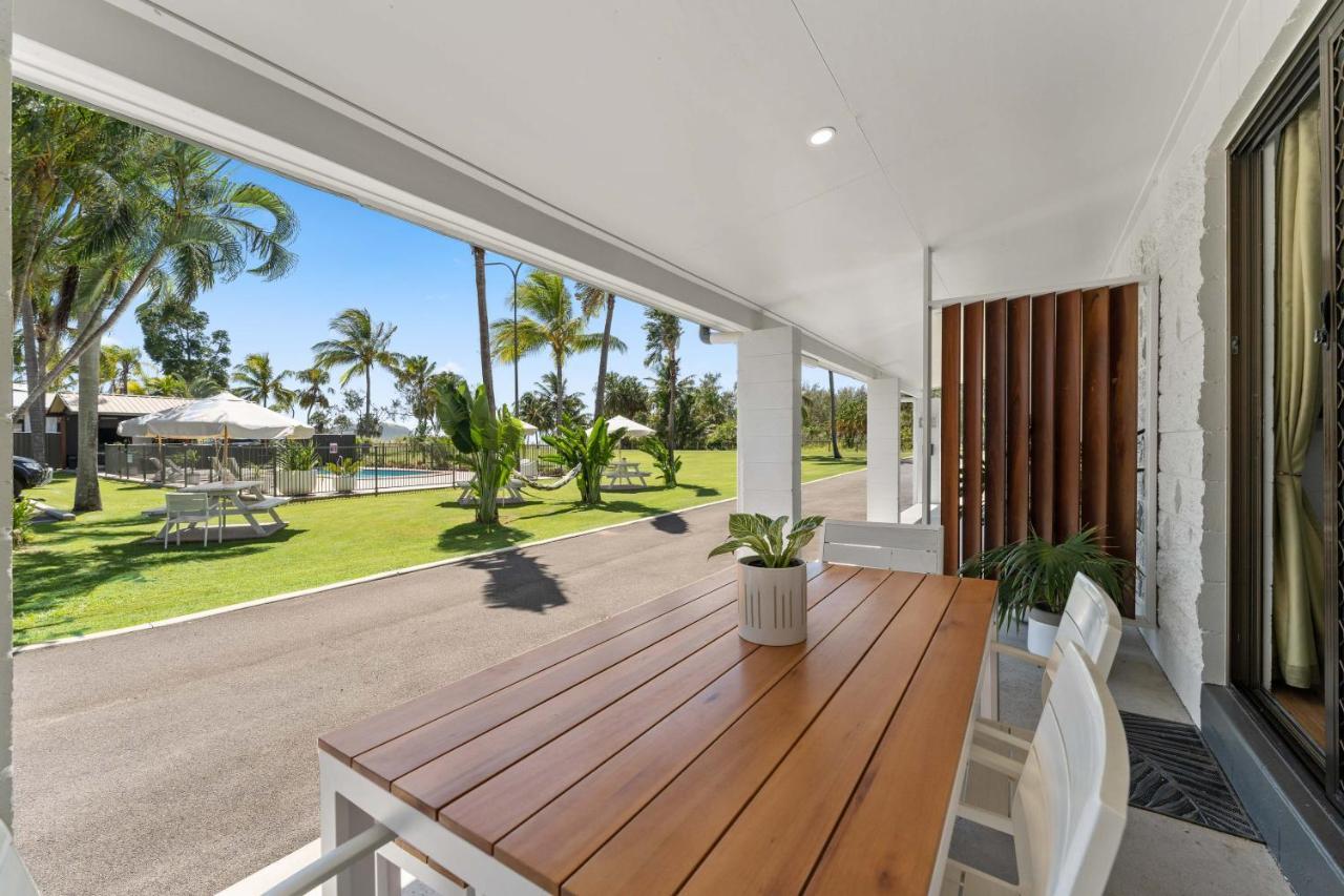 Kinka Palms Motel 耶蓬 外观 照片